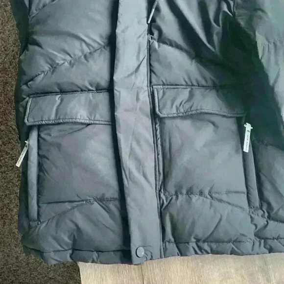 With flaw Andrew Marx Ingram Water Resistant Hooded Down Coat - Picture 6 of 7